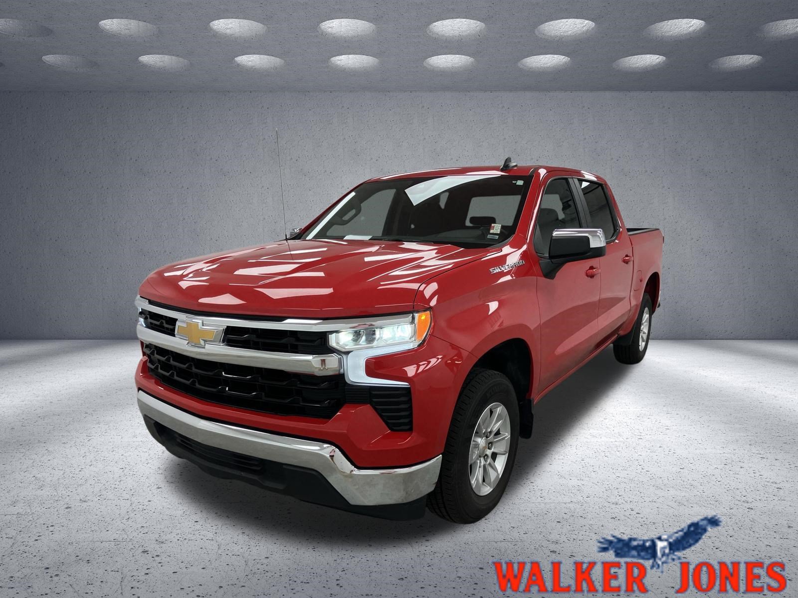 Used 2025 Chevrolet Silverado 1500 LT RWD image 1