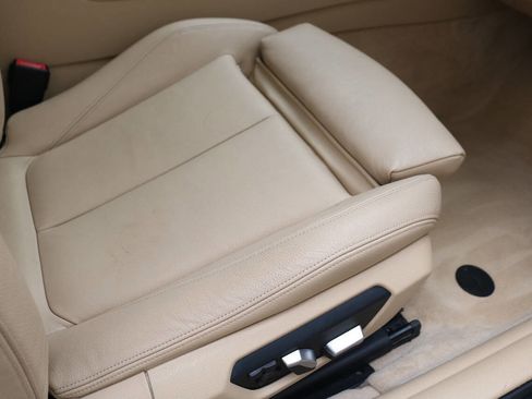 Used 2016 BMW 428i Coupe image 18