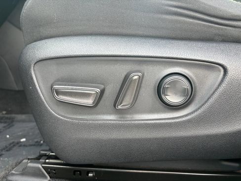 Used 2021 Toyota RAV4 XLE image 34