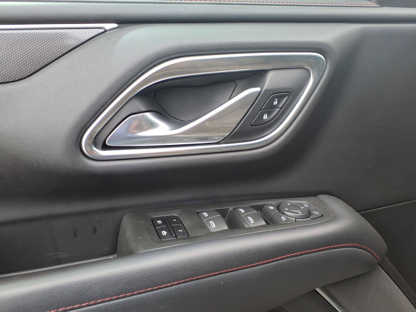Used 2022 Chevrolet Tahoe RST w/ Luxury Package RWD image 9