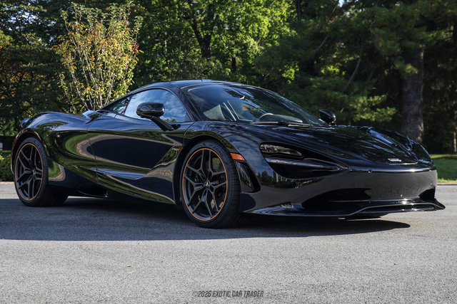 Used 2025 McLaren 750S RWD image 11
