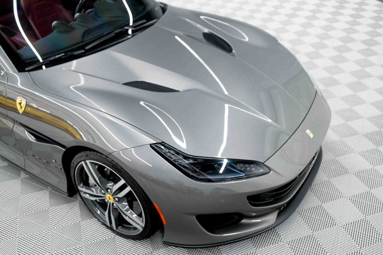 Used 2020 Ferrari Portofino RWD image 28