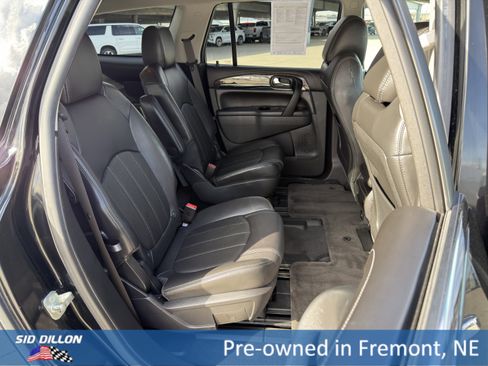 Used 2017 Buick Enclave Leather w/ Trailering Package image 16