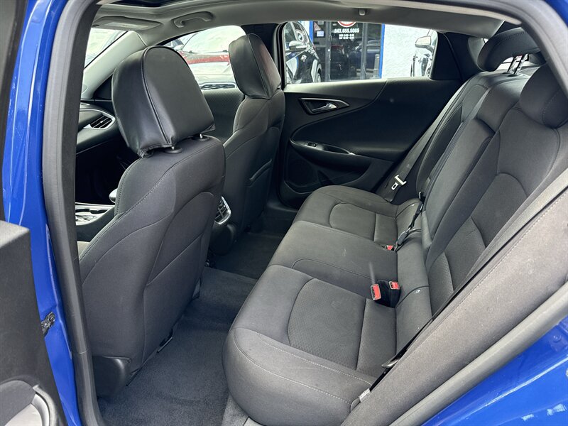 Used 2023 Chevrolet Malibu LT FWD image 4