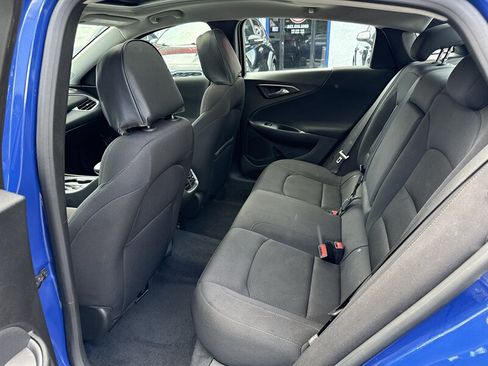 Used 2023 Chevrolet Malibu LT FWD image 4