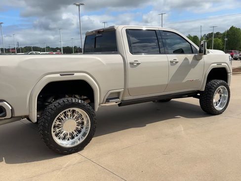 Used 2026 GMC Sierra 2500 AT4 w/ AT4 Premium Plus Package AWD/4WD image 8