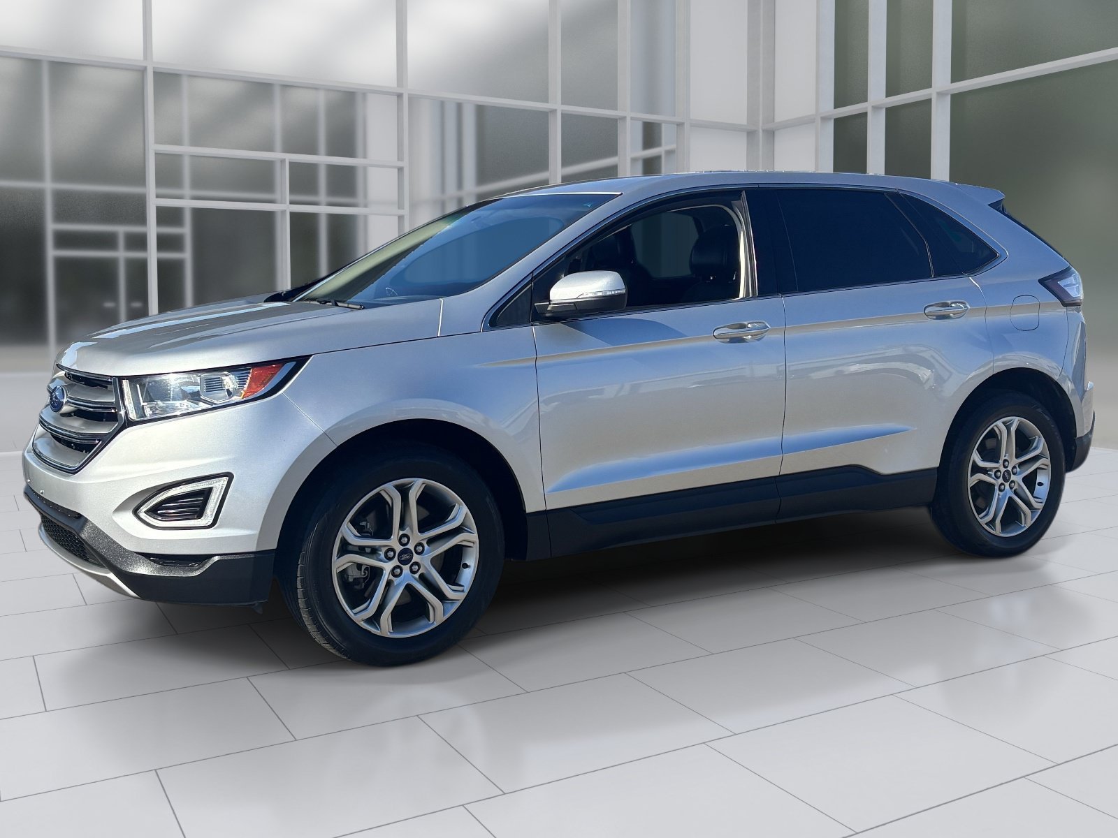 Used 2017 Ford Edge Titanium w/ Technology Package AWD/4WD image 2