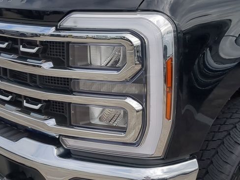 New 2026 Ford F250 Lariat w/ Lariat Premium Package AWD/4WD image 40