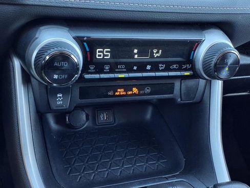 Used 2024 Toyota RAV4 XLE image 19