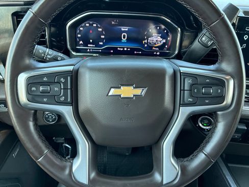 Used 2024 Chevrolet Silverado 2500 LTZ w/ LTZ Premium Package AWD/4WD image 10