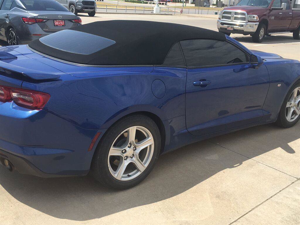 Used 2023 Chevrolet Camaro LT RWD image 9