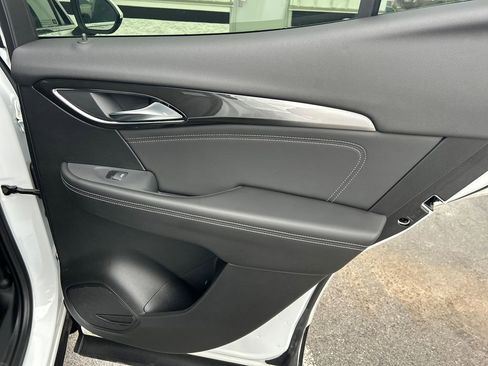 Certified 2025 Buick Envision Preferred image 39