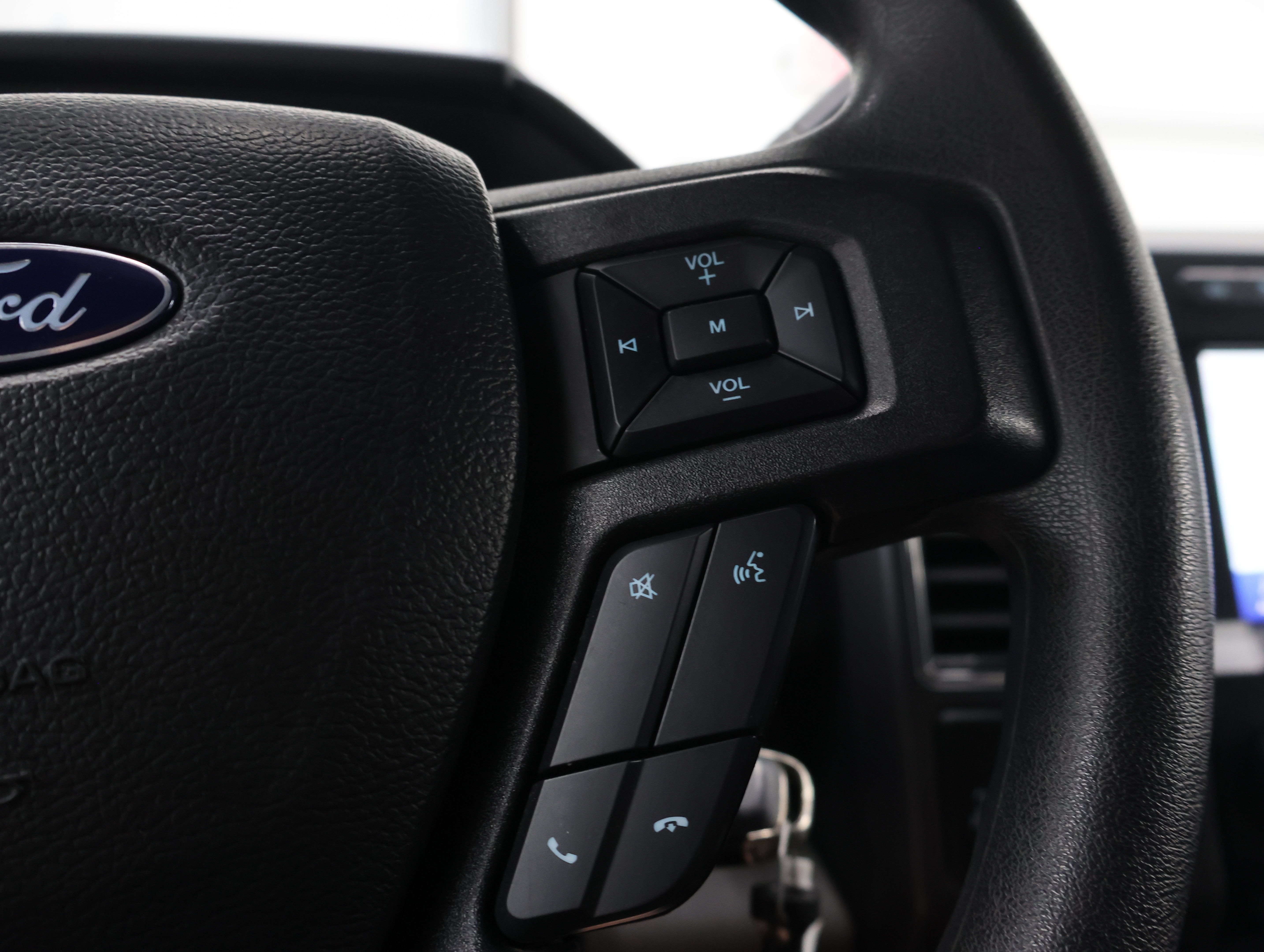 Used 2022 Ford F250 XLT w/ Black Appearance Package AWD/4WD image 14