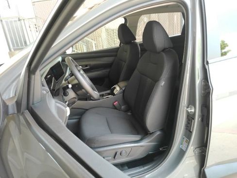 Used 2026 Hyundai Tucson SEL FWD image 16