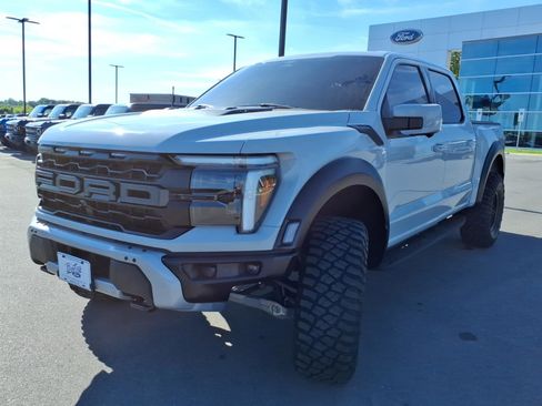 Certified 2024 Ford F150 Raptor AWD/4WD image 7