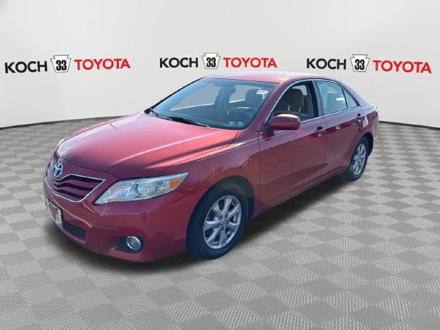 Used 2010 Toyota Camry LE FWD image 3