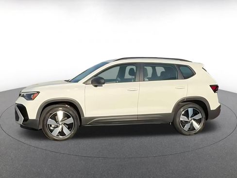 Used 2026 Volkswagen Taos S AWD/4WD image 11