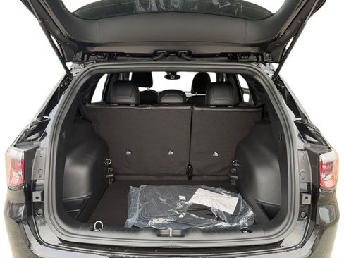 New 2026 Jeep Compass Latitude image 26