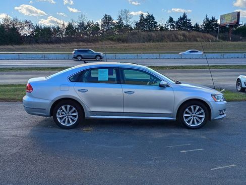 Used 2012 Volkswagen Passat 2.5 SEL image 6