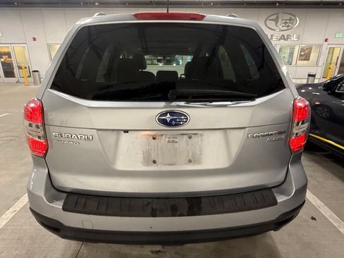 Used 2015 Subaru Forester 2.5i Premium w/ All-Weather Package AWD/4WD image 3