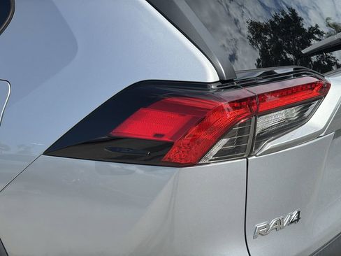 Used 2024 Toyota RAV4 LE FWD image 7