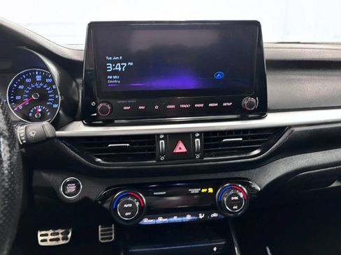 Used 2022 Kia Forte GT w/ GT2 Package FWD image 38
