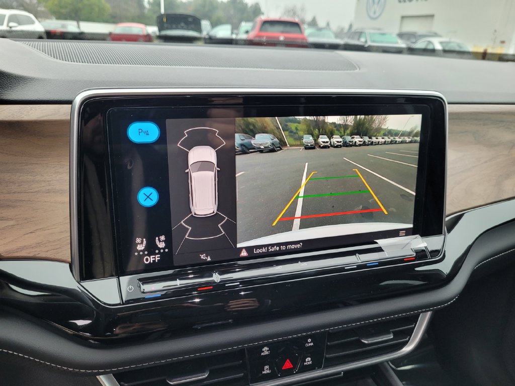 New 2026 Volkswagen Atlas SE FWD image 18