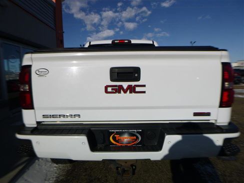 Used 2016 GMC Sierra 2500 SLT w/ All-Terrain HD Package image 20