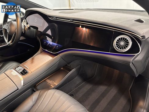 Certified 2022 Mercedes-Benz EQS 580 4MATIC Sedan image 16