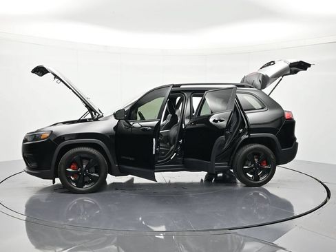 Used 2020 Jeep Cherokee Latitude Plus FWD image 45