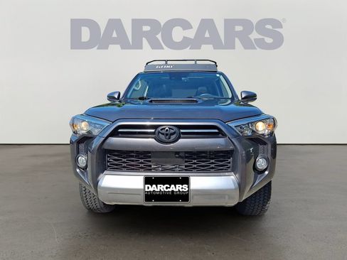 Used 2020 Toyota 4Runner TRD Off-Road Premium w/ Moonroof Package AWD/4WD image 2