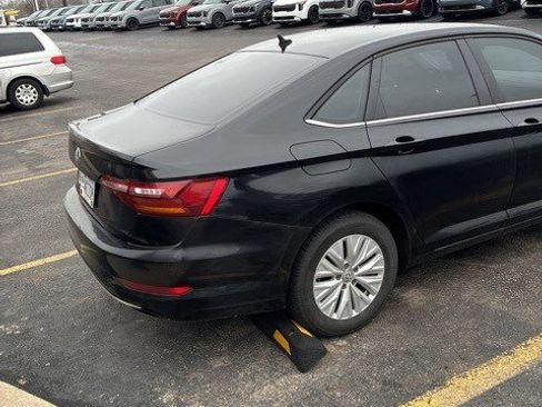 Used 2019 Volkswagen Jetta image 15