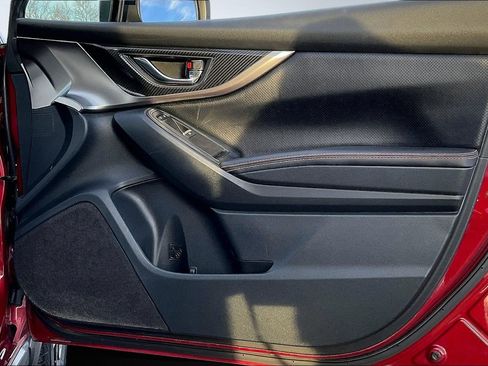 Used 2019 Subaru Crosstrek 2.0i Limited w/ Moonroof Package image 18