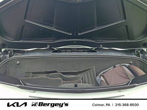 Used 2023 Chevrolet Corvette Stingray Premium Conv w/ Z51 Performance Package RWD image 29