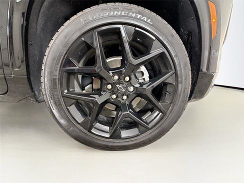 Used 2024 Chevrolet Traverse RS image 6