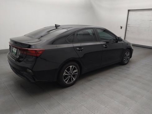 Used 2024 Kia Forte LXS w/ LXS Technology Package FWD image 10