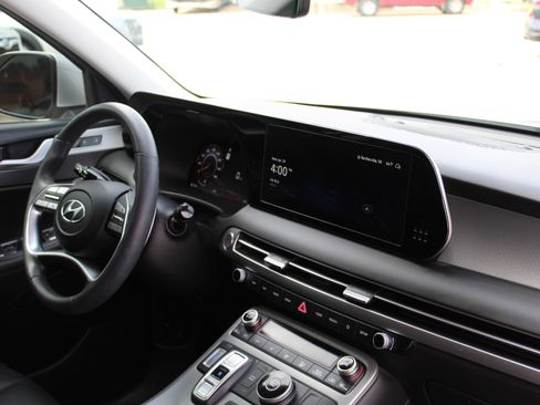 Used 2025 Hyundai Palisade SEL FWD image 17