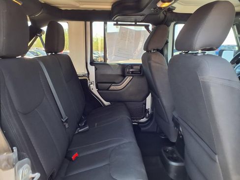 Used 2016 Jeep Wrangler Unlimited Sport w/ Quick Order Package 24S AWD/4WD image 22