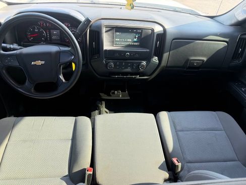 Used 2019 Chevrolet Silverado 2500 W/T AWD/4WD image 24