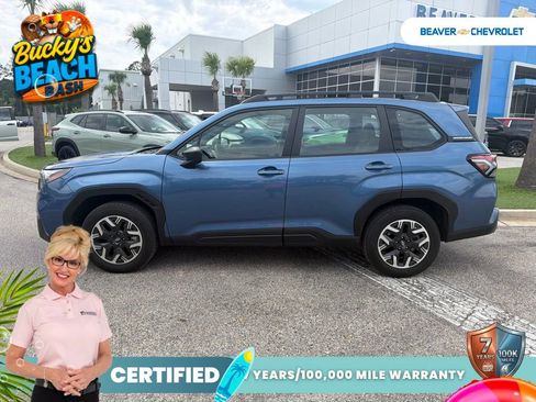 Used 2025 Subaru Forester AWD/4WD image 7