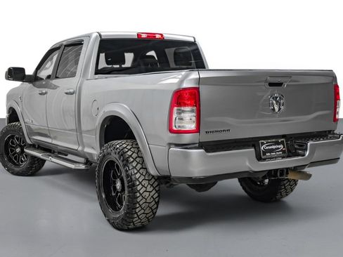 Used 2022 RAM 2500 Big Horn AWD/4WD image 9