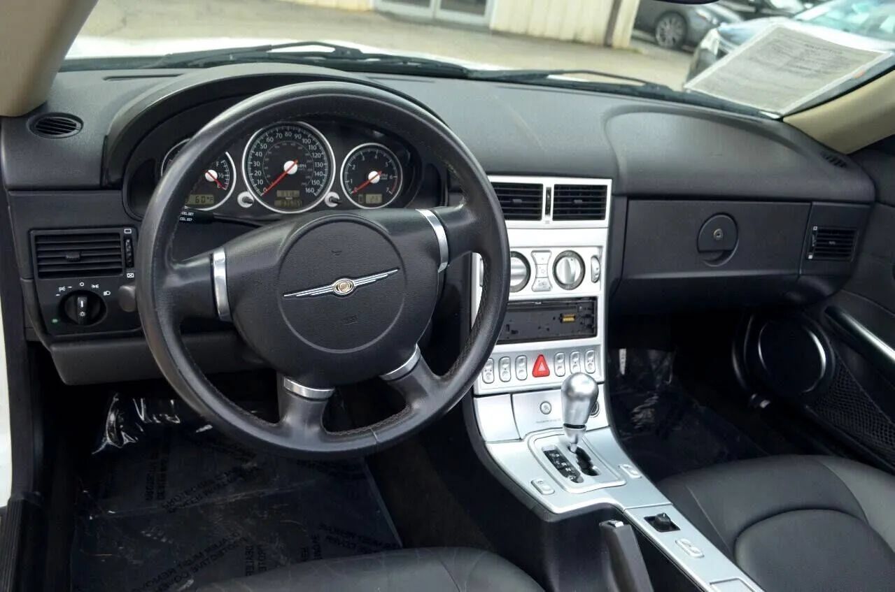 Used 2005 Chrysler Crossfire Limited RWD image 35