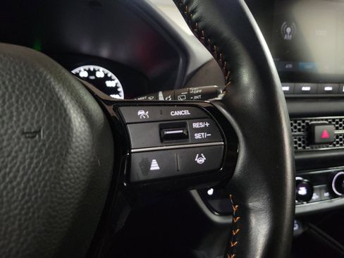 Used 2025 Honda HR-V Sport image 24