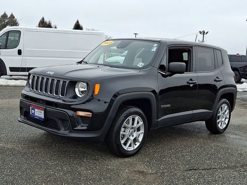 Used 2023 Jeep Renegade Latitude image 6