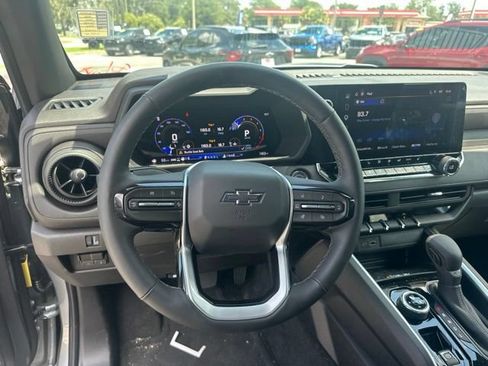 Used 2026 Chevrolet Colorado Trail Boss AWD/4WD image 13