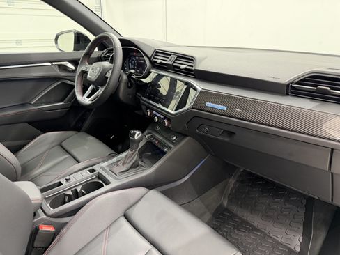 Used 2025 Audi Q3 2.0T Premium Plus AWD/4WD image 23