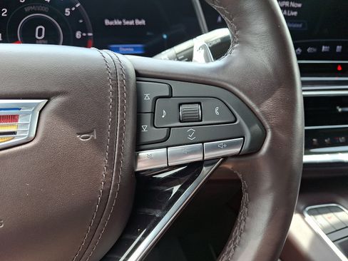 Certified 2024 Cadillac Escalade ESV V w/ LPO, ONYX Package AWD/4WD image 23