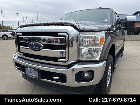 Used 2015 Ford F250 Lariat w/ Chrome Package image 3