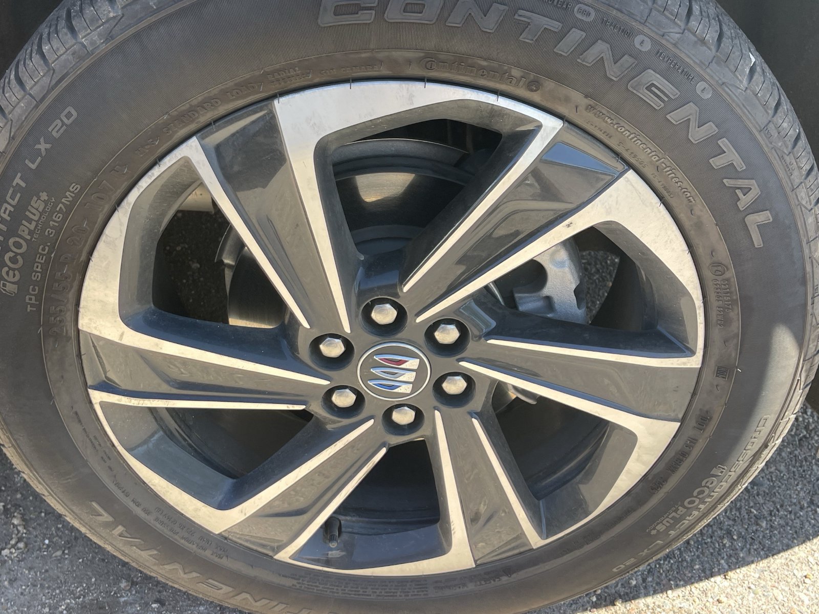 Used 2026 Buick Enclave Sport Touring w/ Power Package FWD image 4