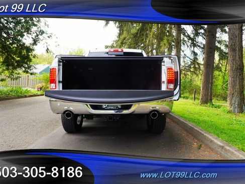 Used 2017 RAM 1500 Laramie w/ Convenience Group image 29